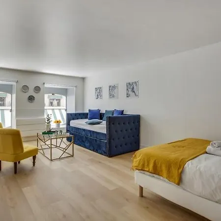 Appartamento Modern French Country Studio Charm In The Canal Saint Martin 10th District